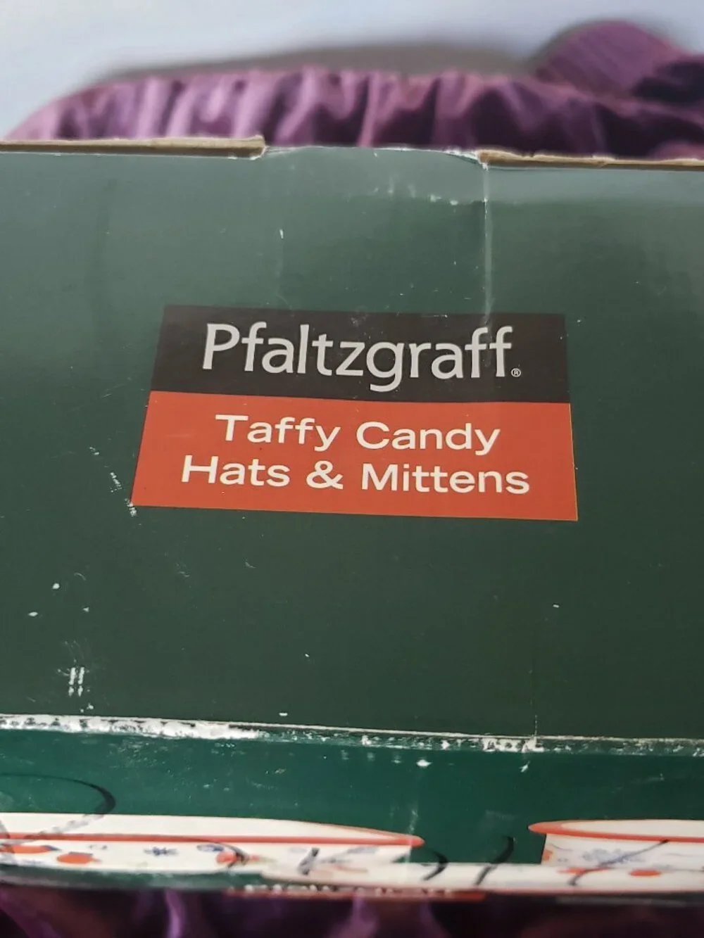 Pfaltzgraff Taffy Candy Hats and Mittens Children’s Bakeware set circa 2006